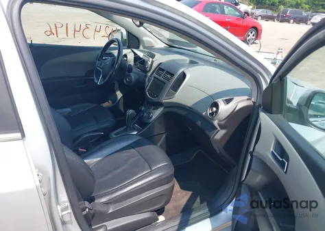 2013 Chevrolet Sonic Ltz Auto z USA, uszkodzony, nr VIN 1G1JE5SH6D4173728